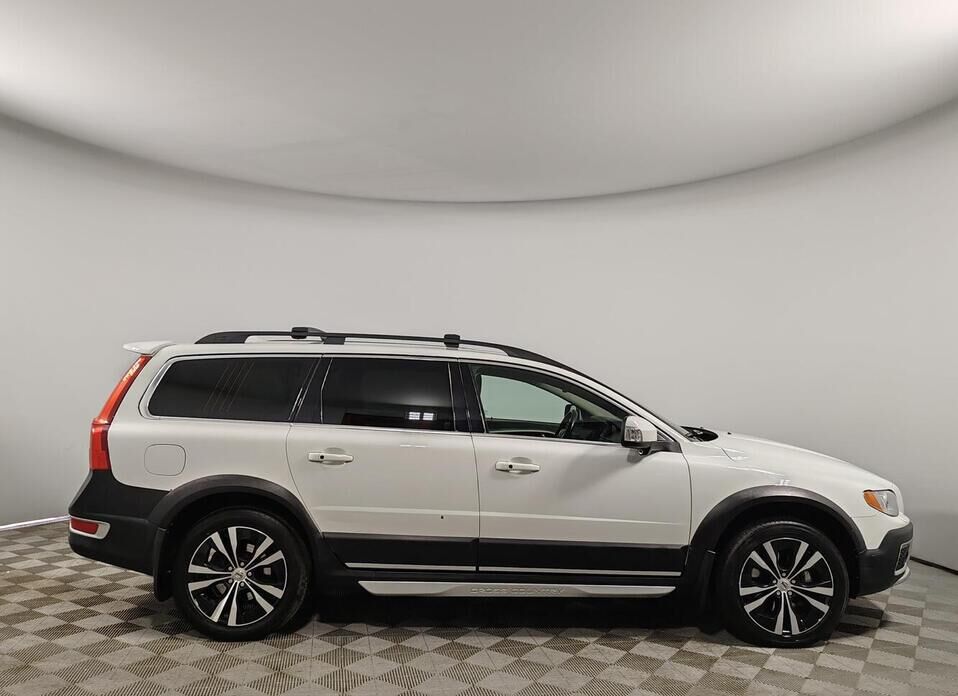 Volvo XC70 2.4d AT (215 л.с.) 4WD