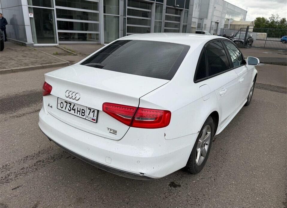 Audi A4, IV (B8) Рестайлинг 2.0 AT (211 л.с.) 4WD