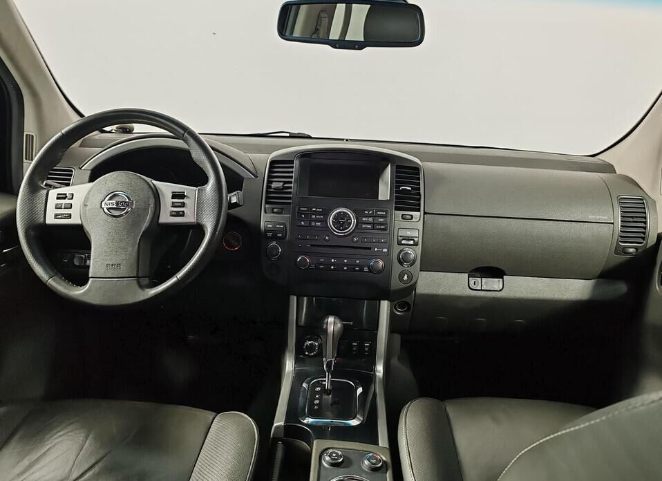Nissan Pathfinder, III Рестайлинг 3.0d AT (231 л.с.) 4WD