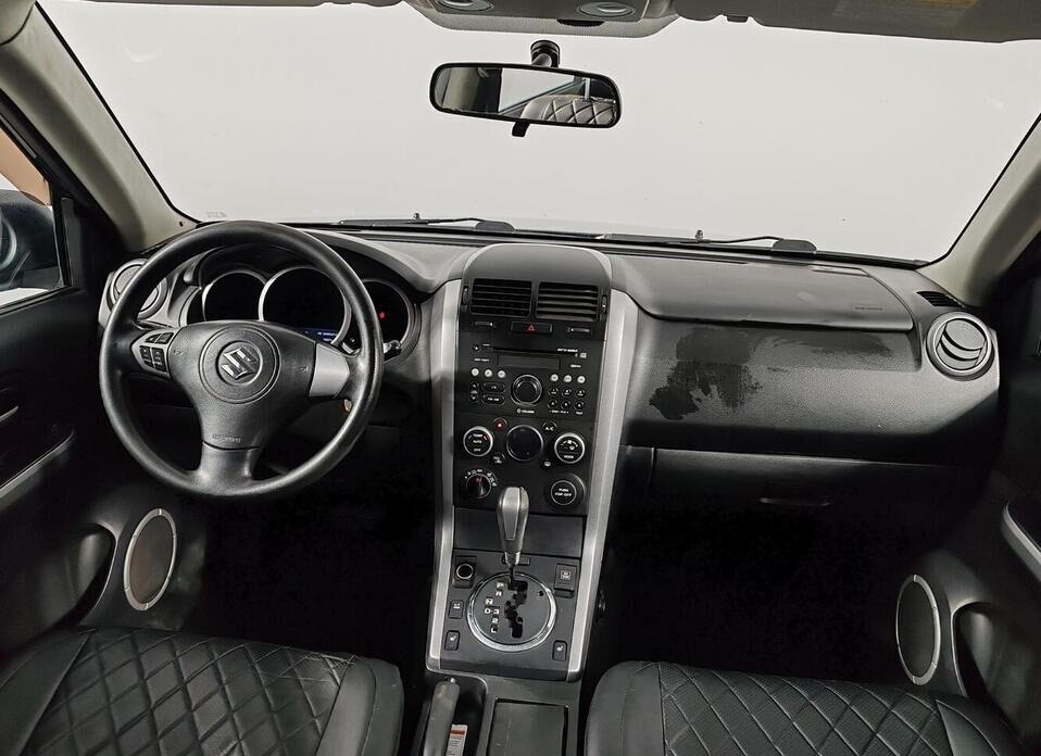 Suzuki Grand Vitara, III Рестайлинг 2.4 AT (169 л.с.)