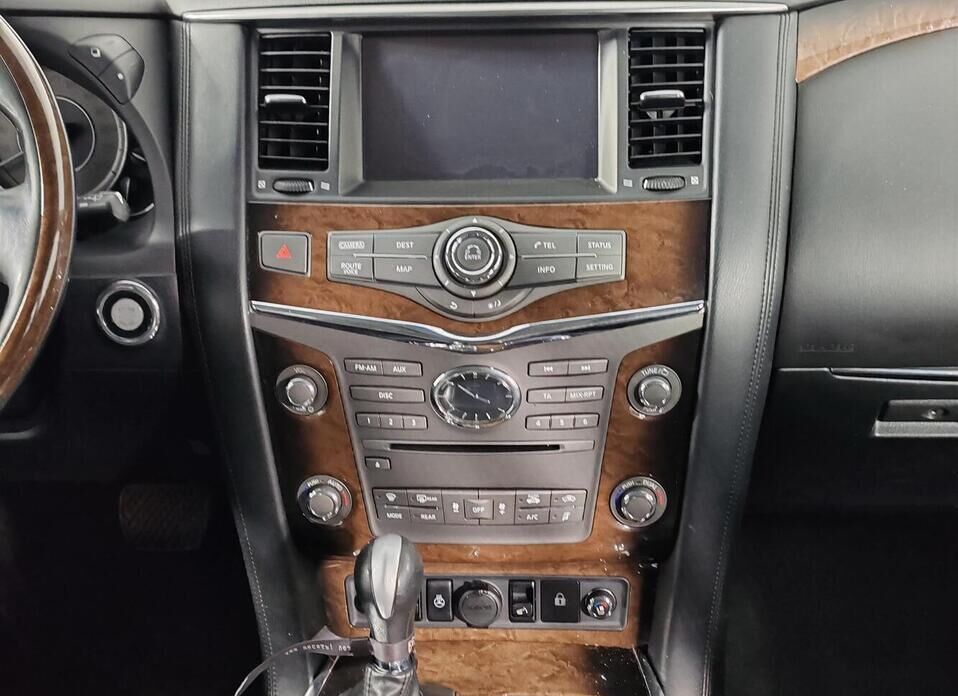 Infiniti QX80, I 5.6 AT (405 л.с.) 4WD