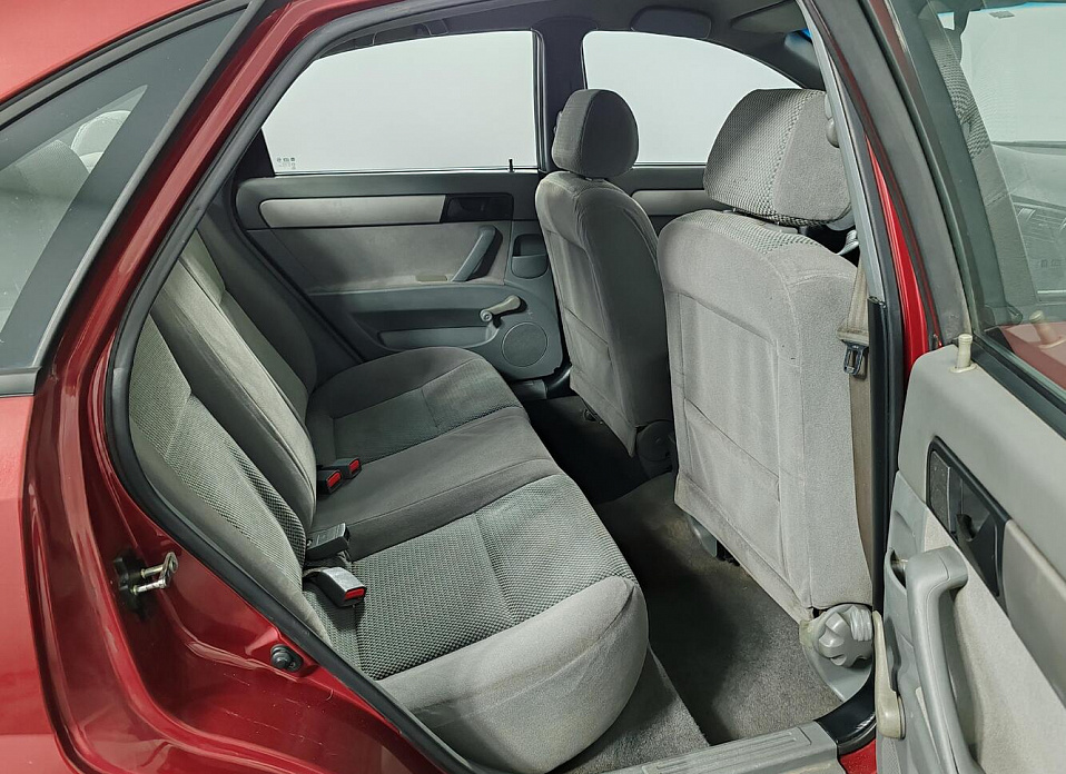 Chevrolet Lacetti 1.8 MT (121 л.с.)