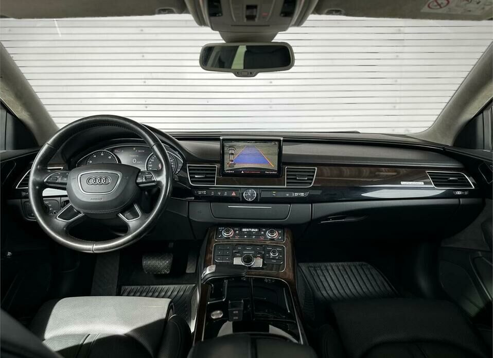 Audi A8 Long 3.0 AT (310 л.с.) 4WD