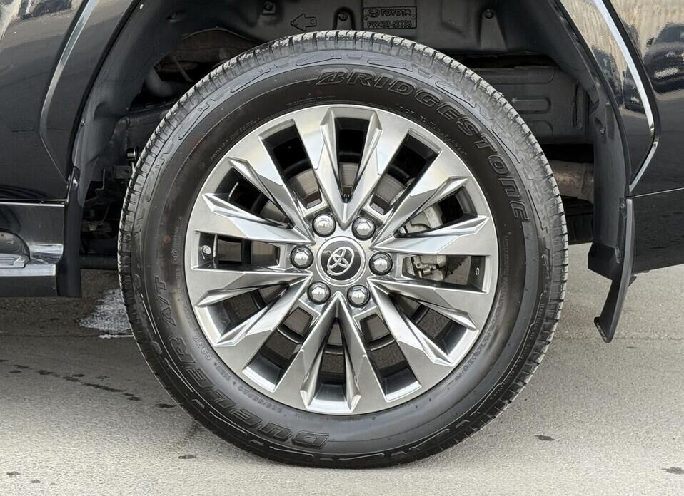 Toyota Land Cruiser, 300 Series 3.3d AT (299 л.с.) 4WD