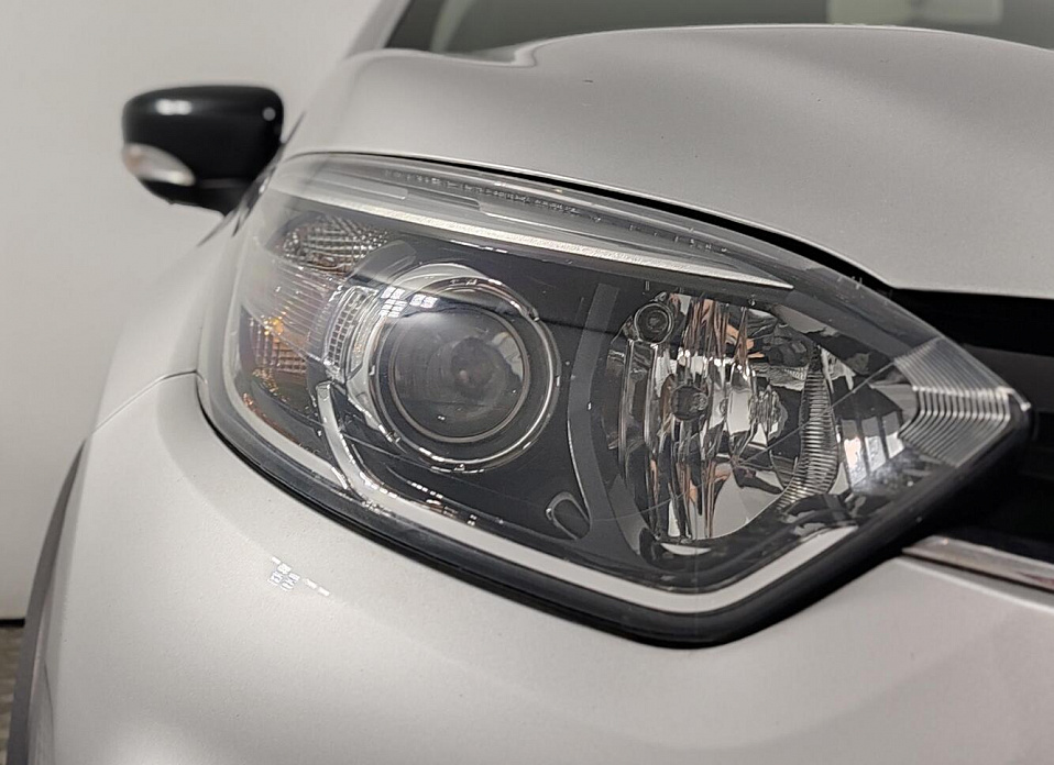 Renault Kaptur, I 1.6 CVT (114 л.с.)