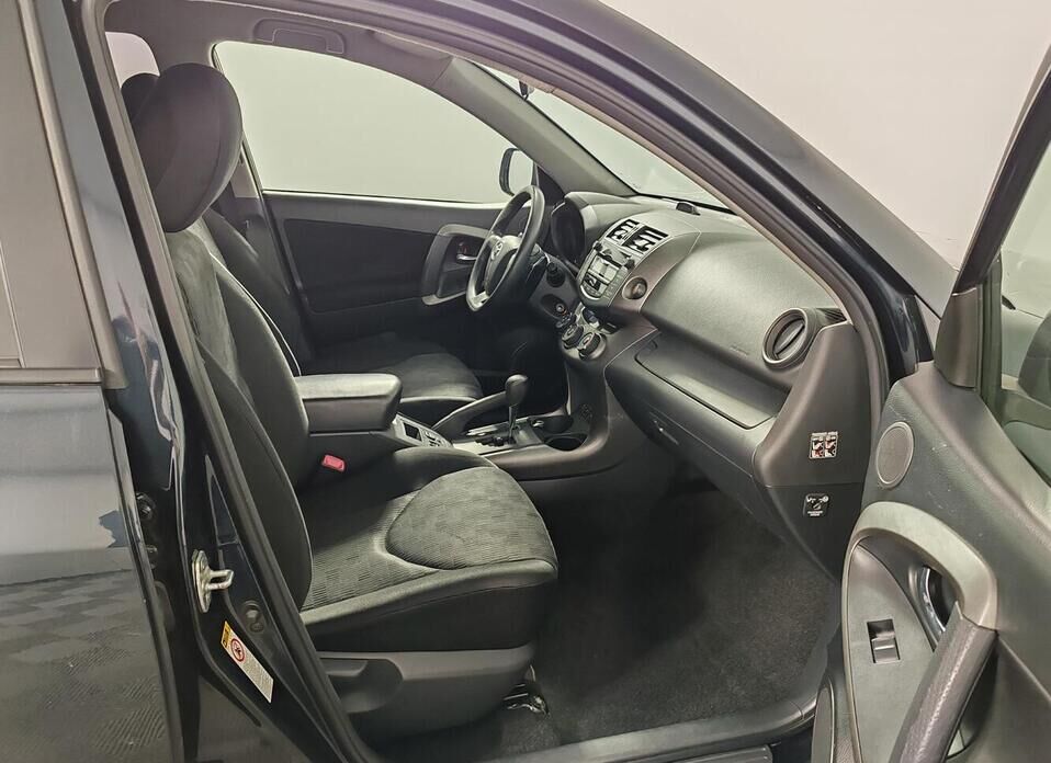 Toyota RAV4, III (XA30) Рестайлинг 2.0 CVT (148 л.с.) 4WD