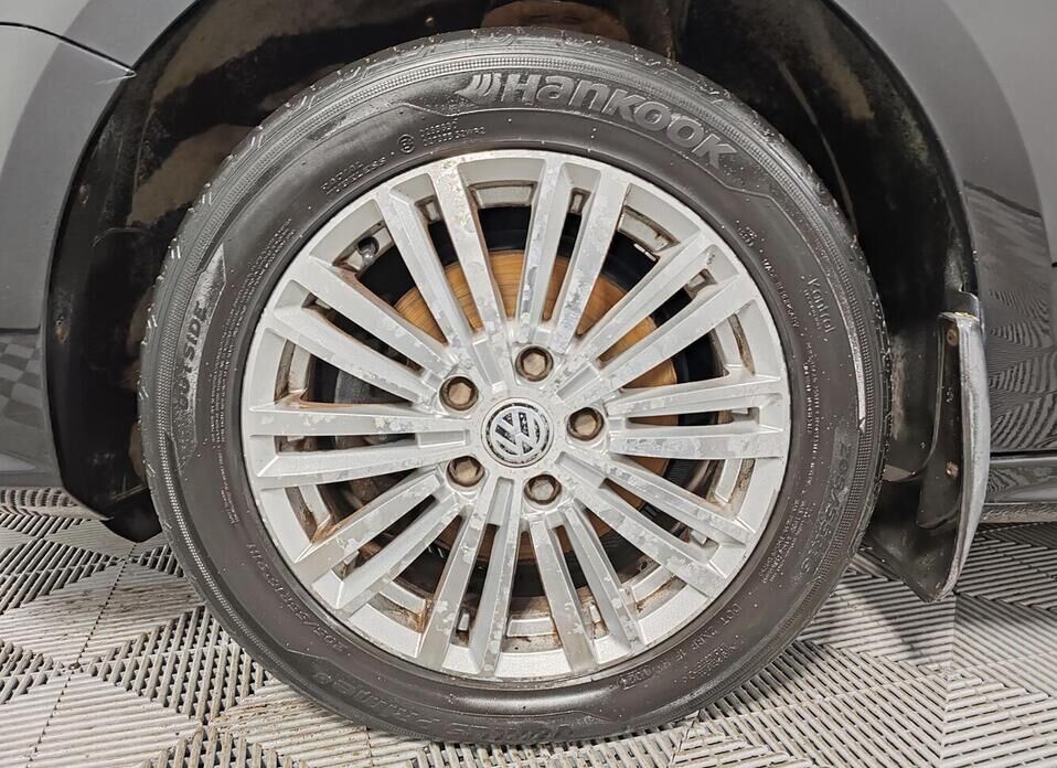 Volkswagen Jetta 1.4 AMT (122 л.с.)