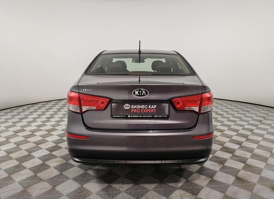 Kia Rio, III Рестайлинг 1.6 AT (123 л.с.)