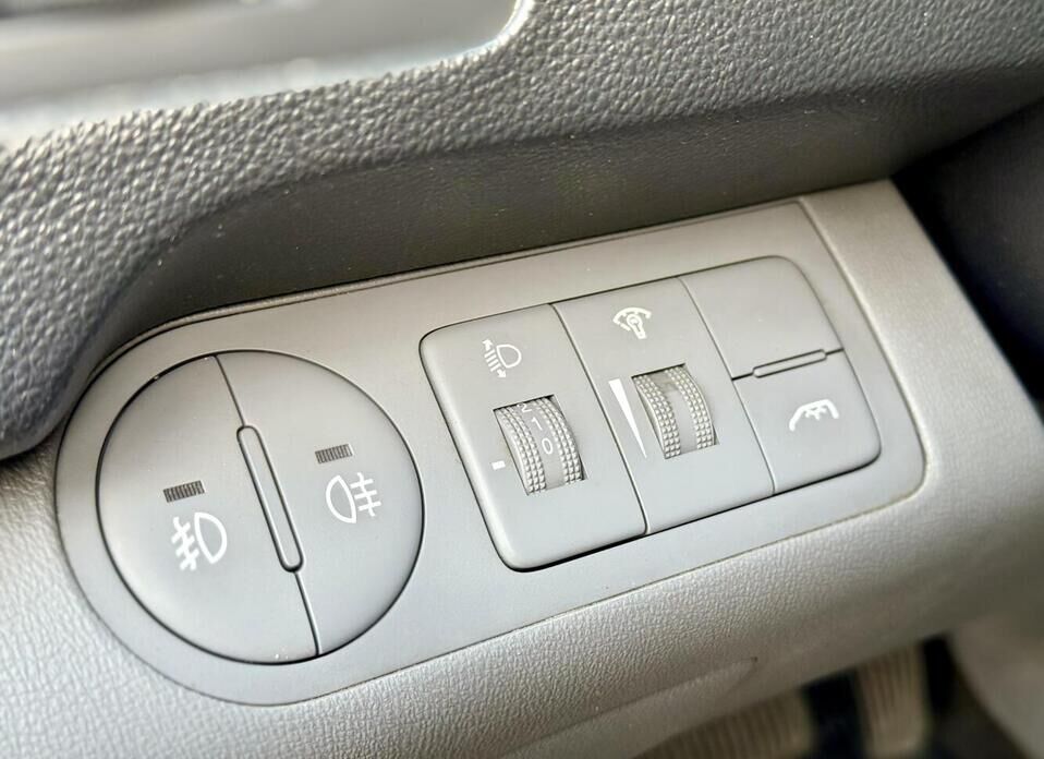 Hyundai H-1, II 2.4 AT (173 л.с.)