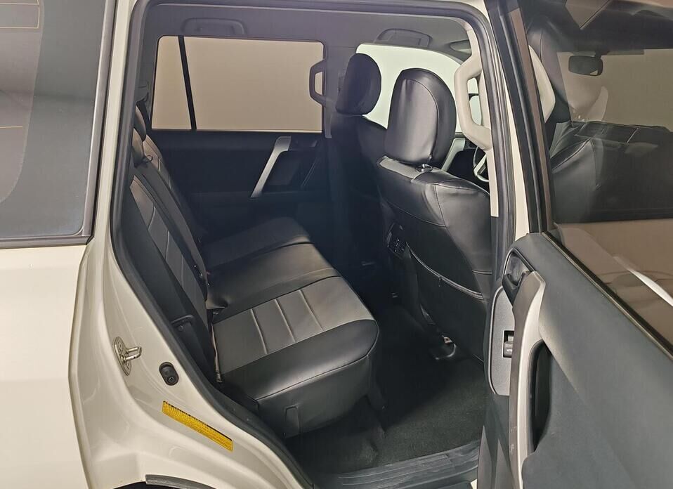 Toyota Land Cruiser Prado, 150 Series Рестайлинг 1 2.7 AT (163 л.с.) 4WD