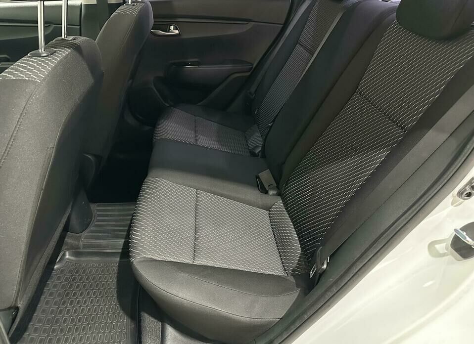 Kia Rio 1.6 MT (123 л.с.)