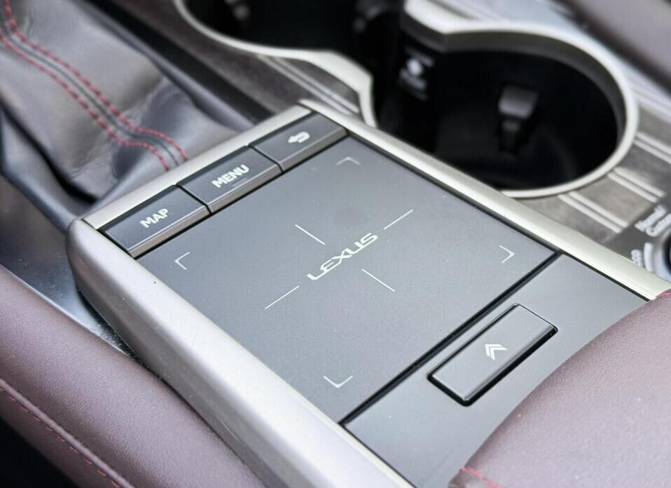 Lexus RX, IV Рестайлинг 300 2.0 AT (238 л.с.) 4WD