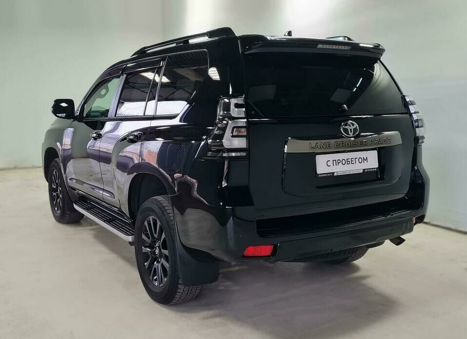 Toyota Land Cruiser Prado 2.8d AT (200 л.с.) 4WD