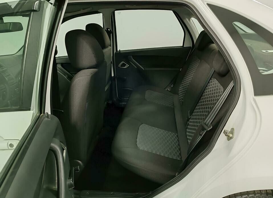 LADA (ВАЗ) Granta 1.6 MT (90 л.с.)