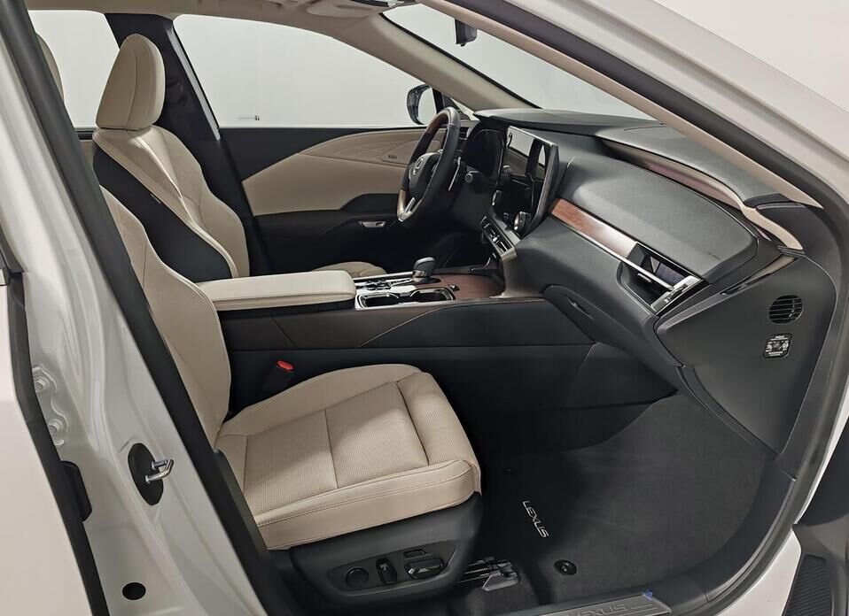 Lexus RX, V 350 2.4 AT (249 л.с.) 4WD