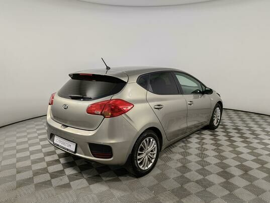 Kia Ceed, 2015 г., 100 716 км