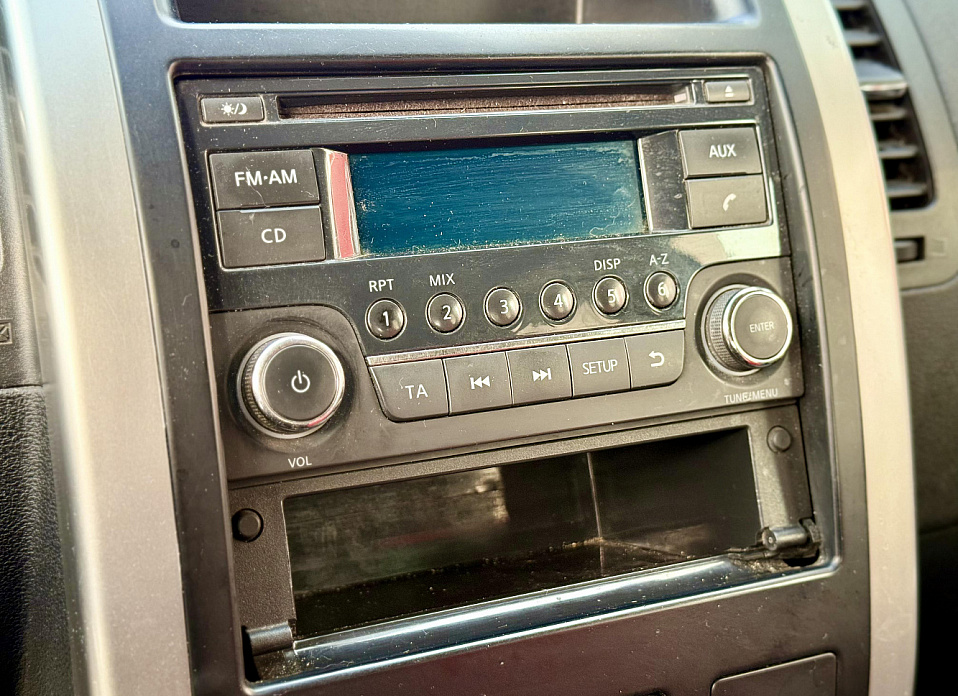 Nissan X-Trail, II Рестайлинг 2.0 MT (141 л.с.) 4WD