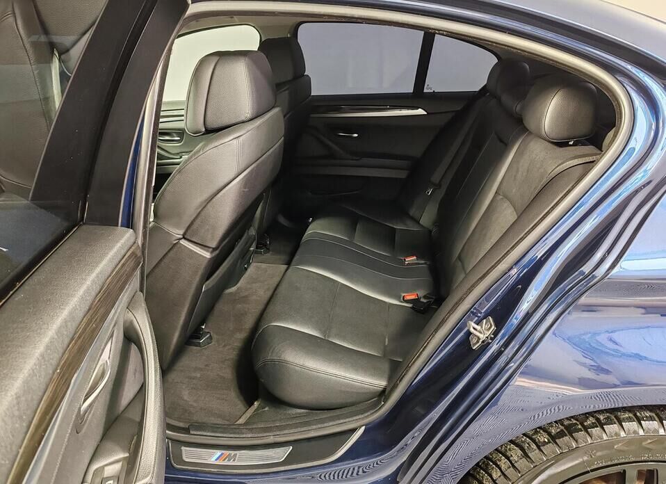 BMW 5 серии, VI (F10/F11/F07) 530d xDrive 3.0d AT (258 л.с.) 4WD