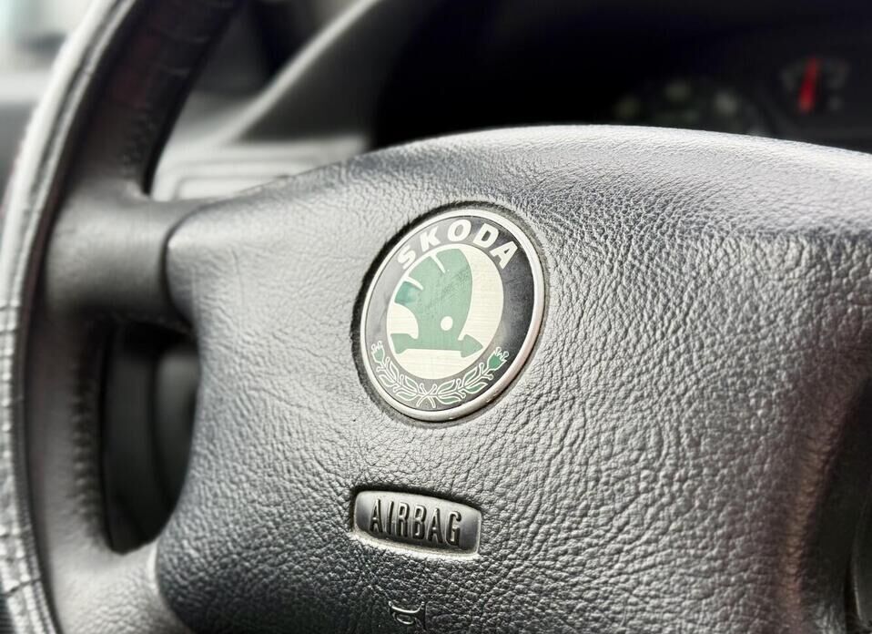 Skoda Superb, I 1.8 MT (150 л.с.)