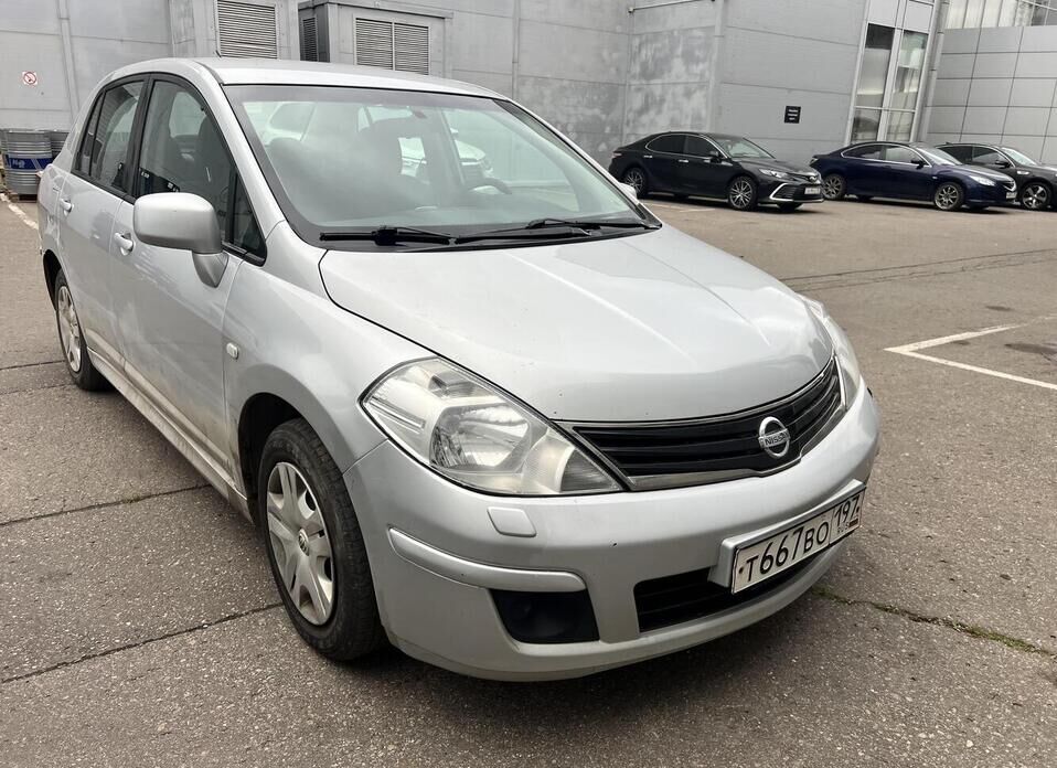 Nissan Tiida, I 1.6 MT (110 л.с.)
