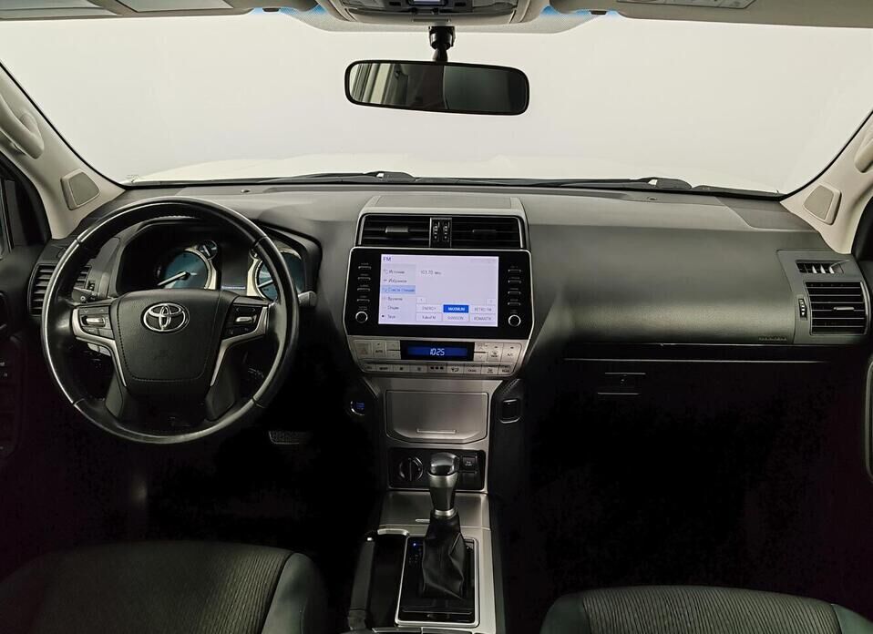 Toyota Land Cruiser Prado, 150 Series Рестайлинг 3 2.8d AT (200 л.с.) 4WD