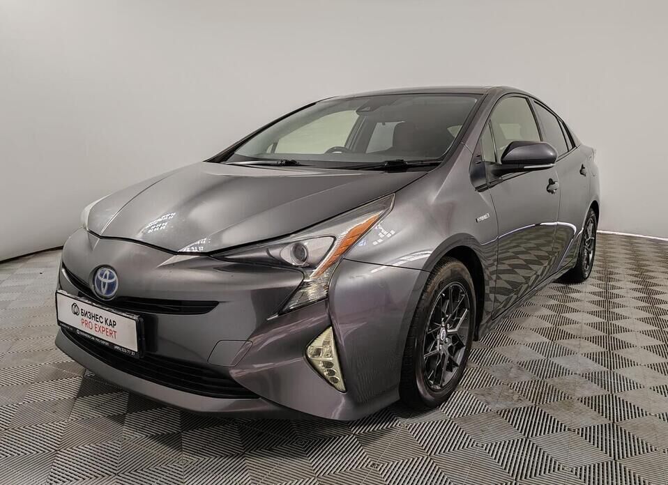 Toyota Prius 1.8hyb AT (98 л.с.)