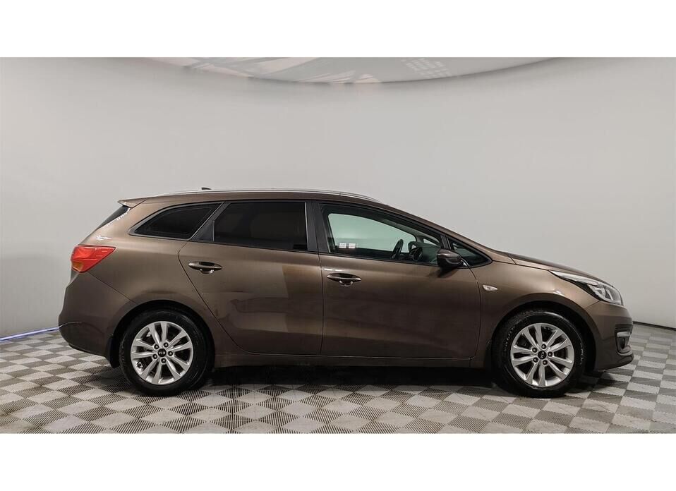 Kia Ceed 1.6 AT (130 л.с.)