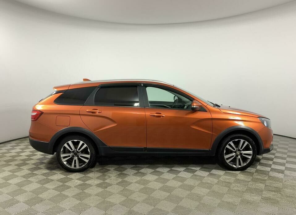 LADA (ВАЗ) Vesta SW Cross 1.8 MT (122 л.с.)