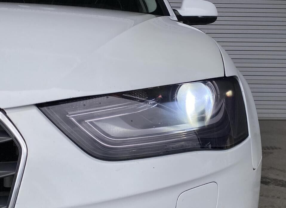Audi A4, IV (B8) Рестайлинг 1.8 CVT (170 л.с.)