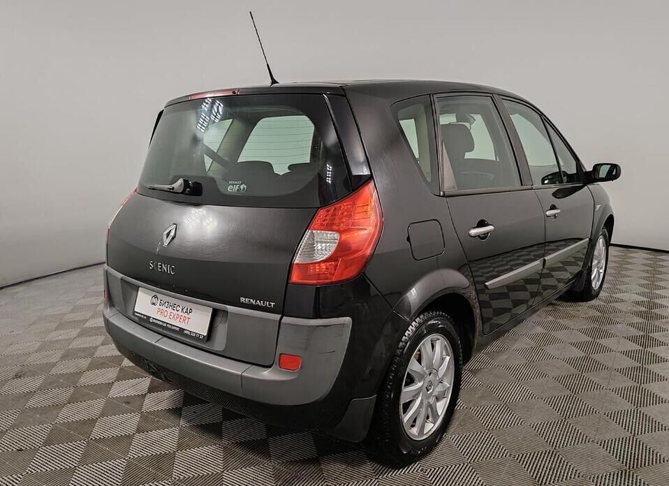 Renault Scenic, II Рестайлинг 2.0 MT (136 л.с.)