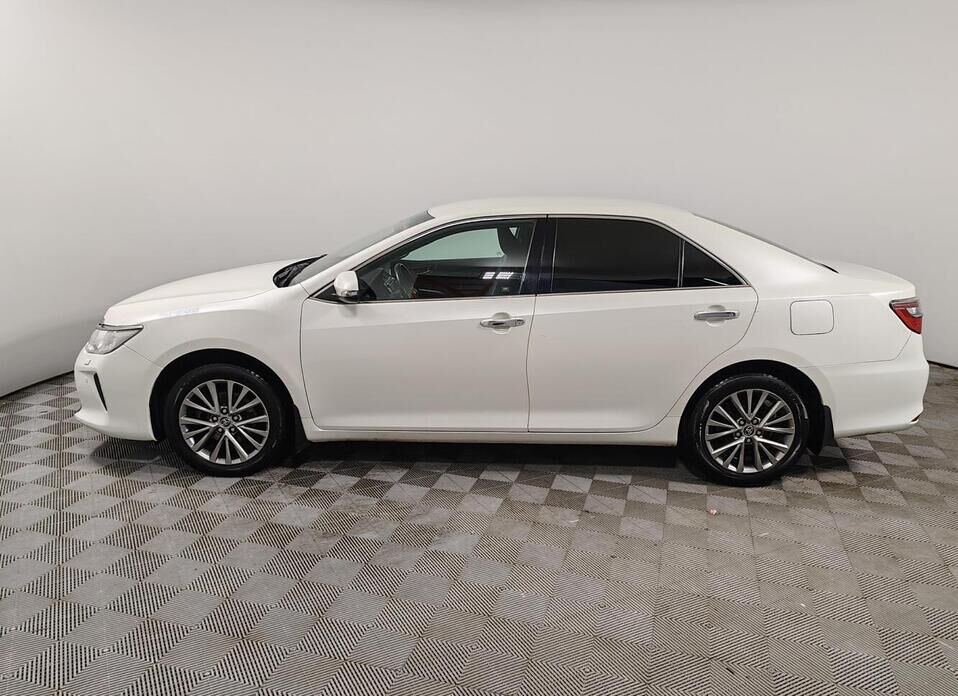 Toyota Camry, VII (XV50) Рестайлинг 2.5 AT (181 л.с.)