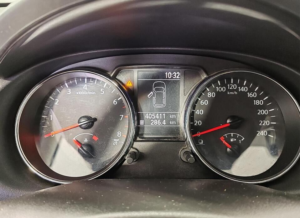 Nissan Qashqai, I Рестайлинг 1.6 CVT (117 л.с.)