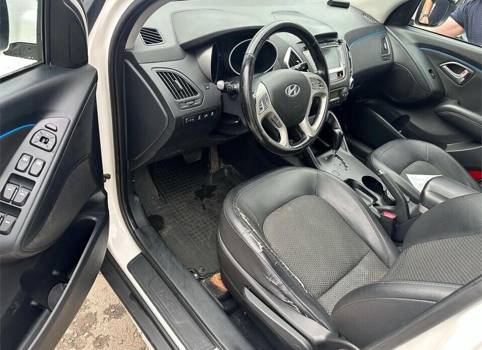 Hyundai ix35 2.0 AT (150 л.с.) 4WD