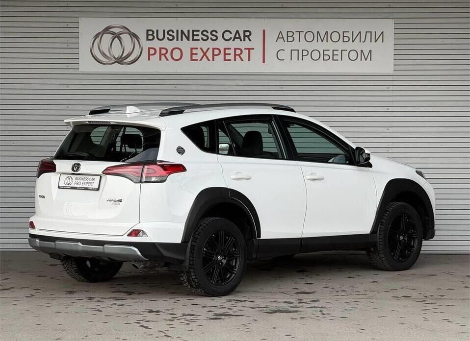 Toyota RAV4, IV (XA40) Рестайлинг 2.0 CVT (146 л.с.) 4WD