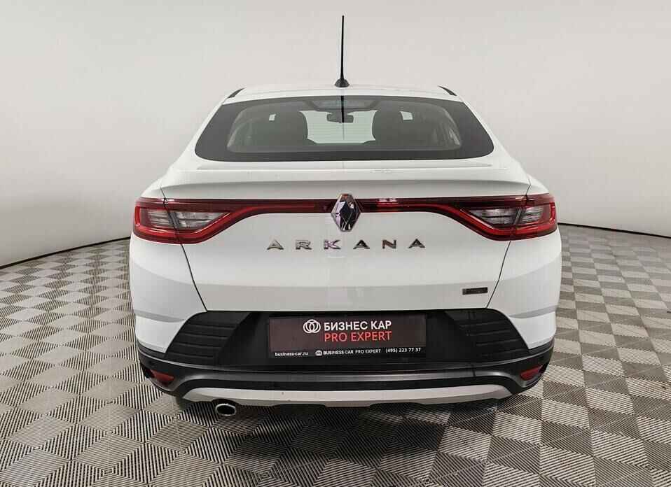Renault Arkana 1.6 CVT (114 л.с.)