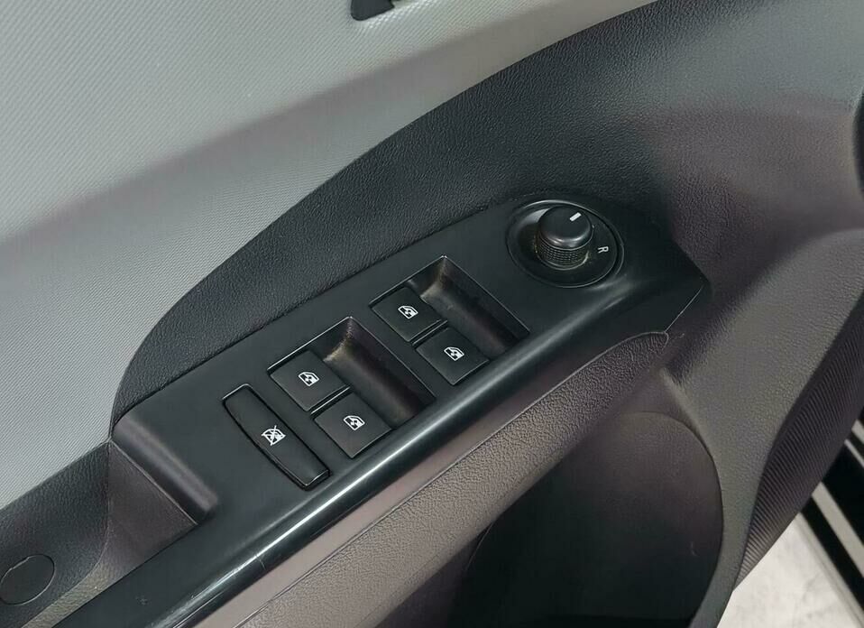 Chevrolet Aveo 1.6 AT (115 л.с.)