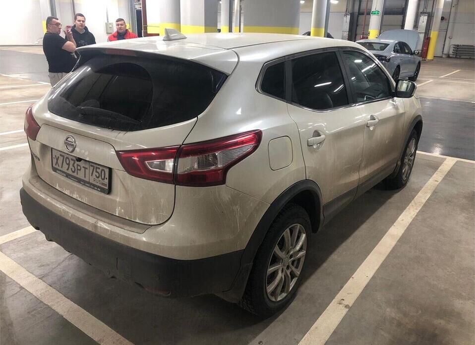 Nissan Qashqai, II 2.0 CVT (144 л.с.) 4WD