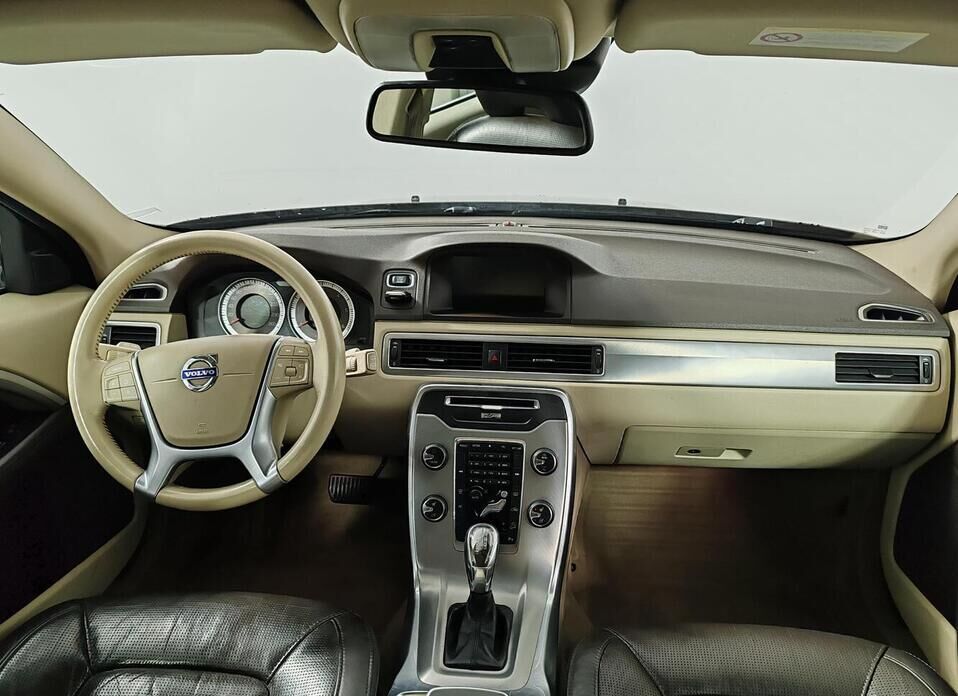 Volvo XC70, II 2.4d AT (163 л.с.) 4WD
