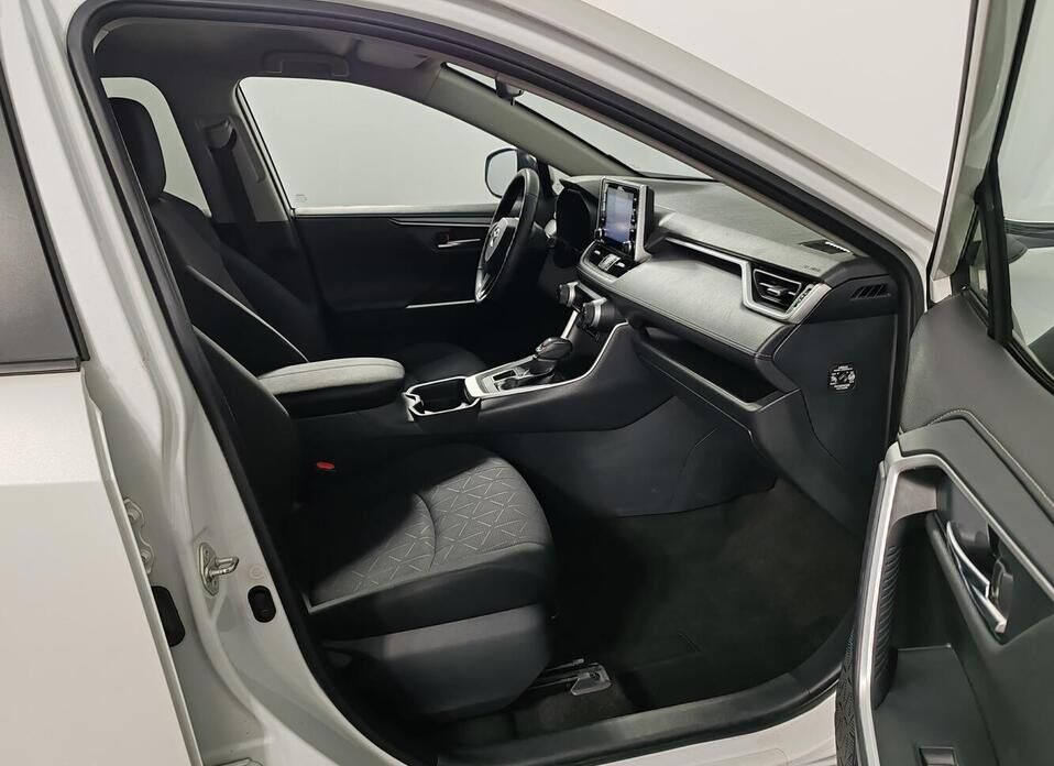 Toyota RAV4, V (XA50) 2.0 CVT (149 л.с.) 4WD