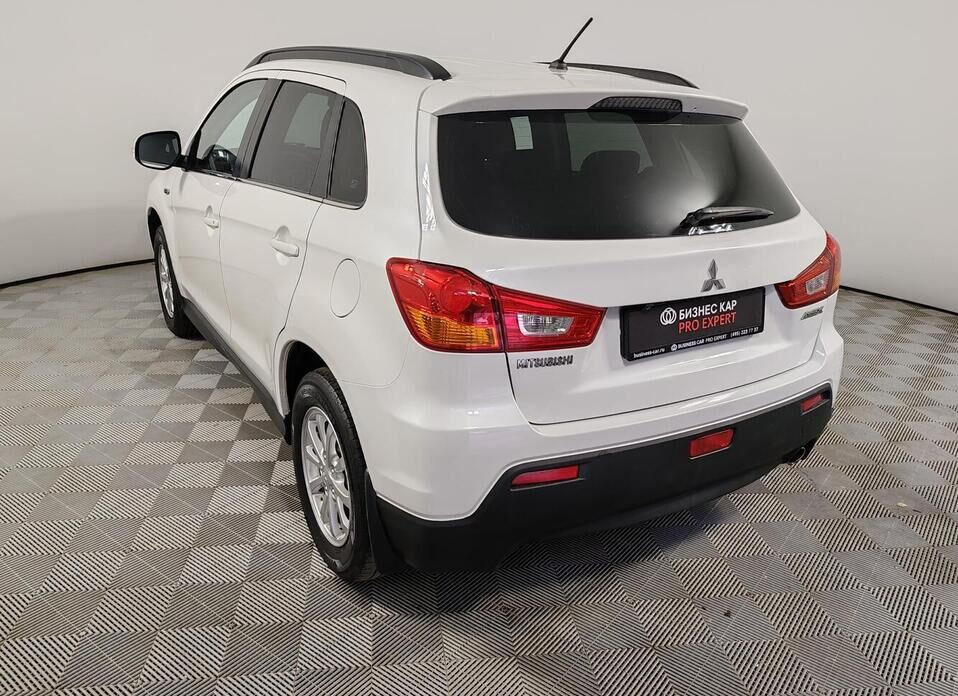 Mitsubishi ASX 1.8 CVT (140 л.с.)