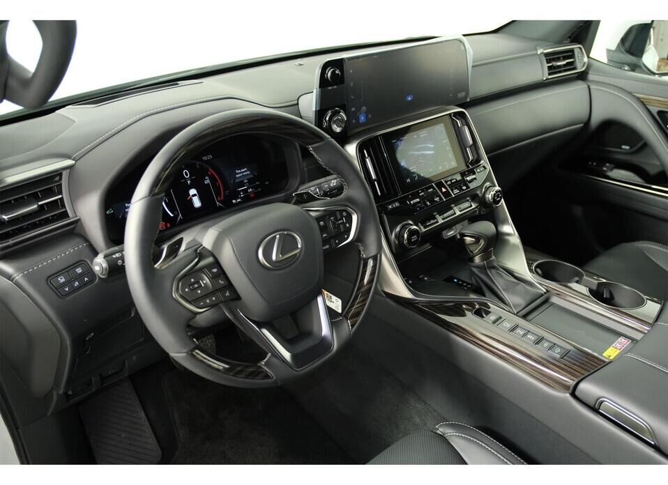 Lexus LX, IV 600 3.5 AT (415 л.с.) 4WD