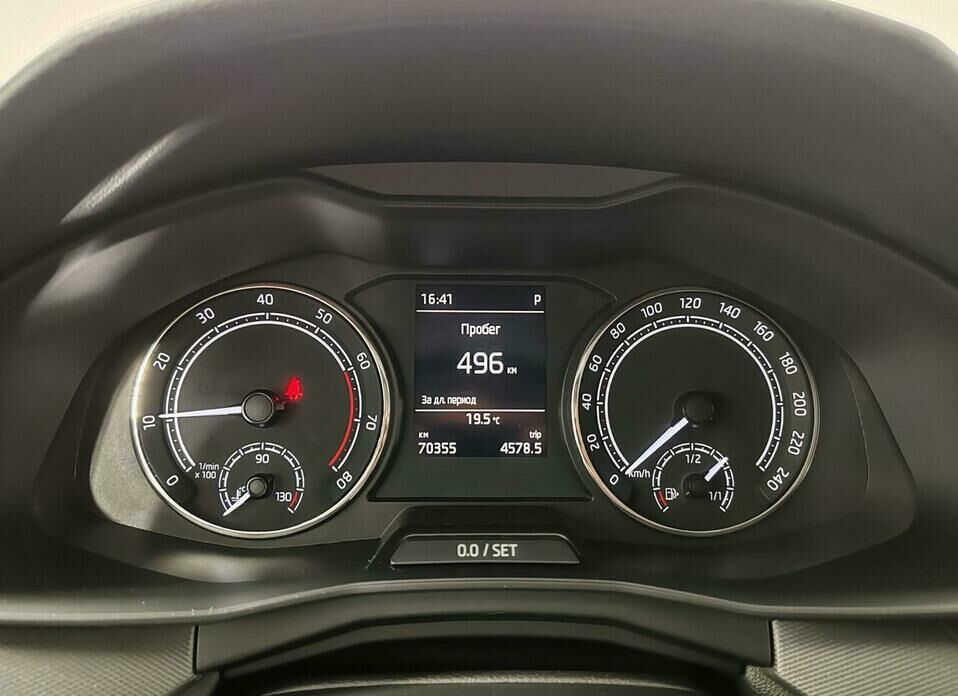 Skoda Rapid 1.6 AT (110 л.с.)