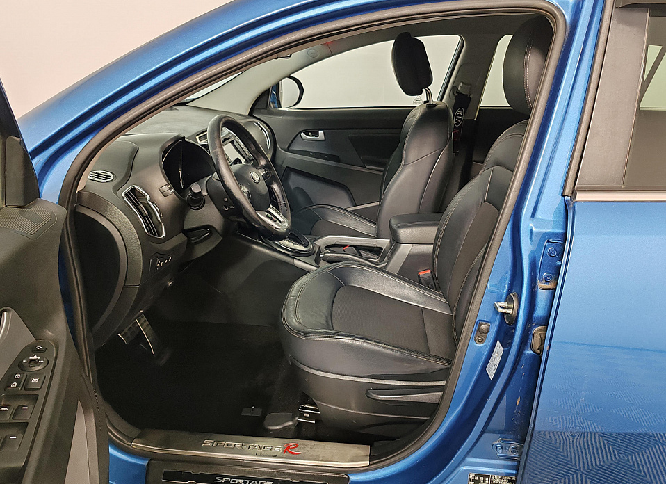 Kia Sportage, III 2.0 AT (150 л.с.) 4WD