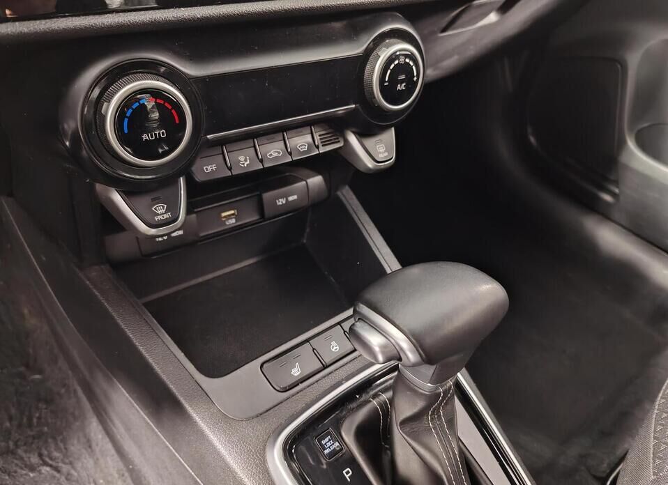 Kia Rio, IV Рестайлинг X 1.6 AT (123 л.с.)