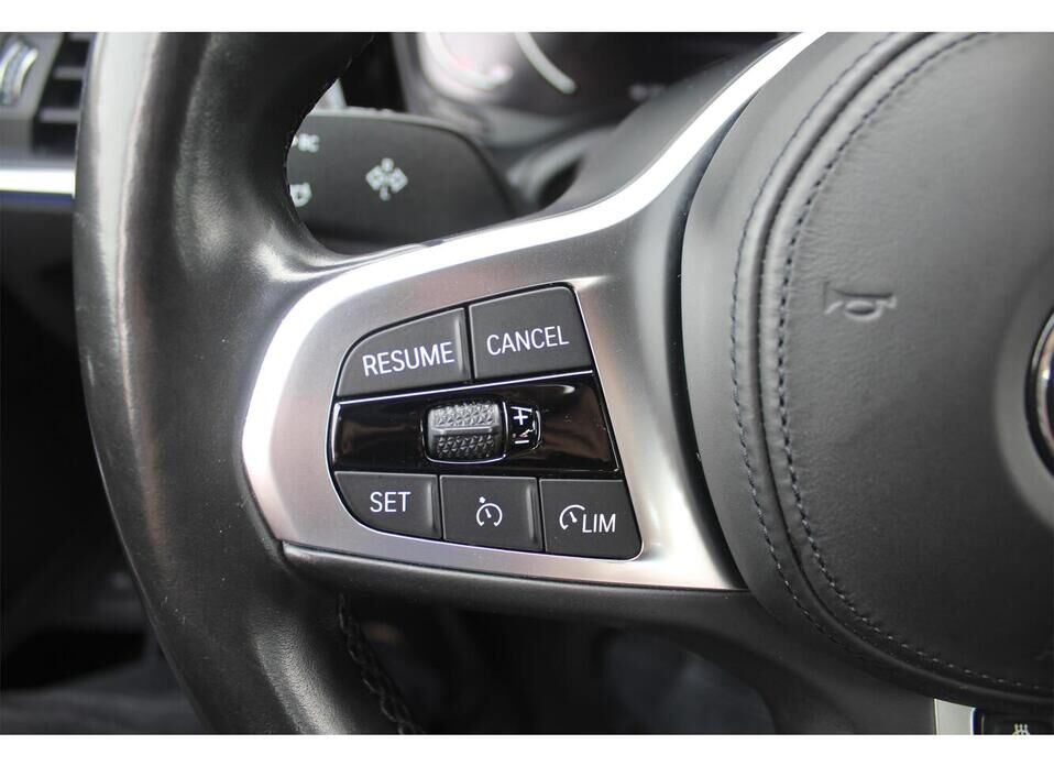 BMW 3 серии, VII (G2x) 320i xDrive 2.0 AT (184 л.с.) 4WD