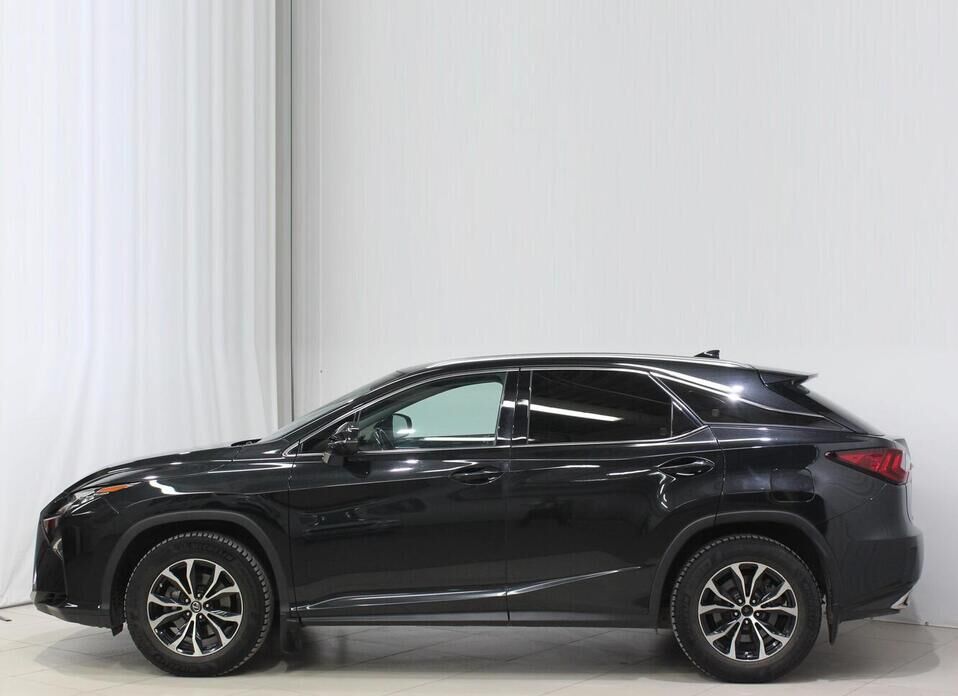Lexus RX, IV 200t 2.0 AT (238 л.с.) 4WD