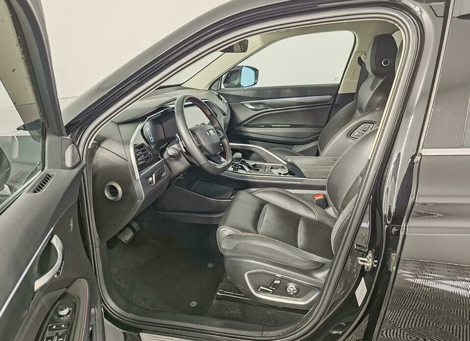 Geely Tugella 2.0 AT (238 л.с.) 4WD