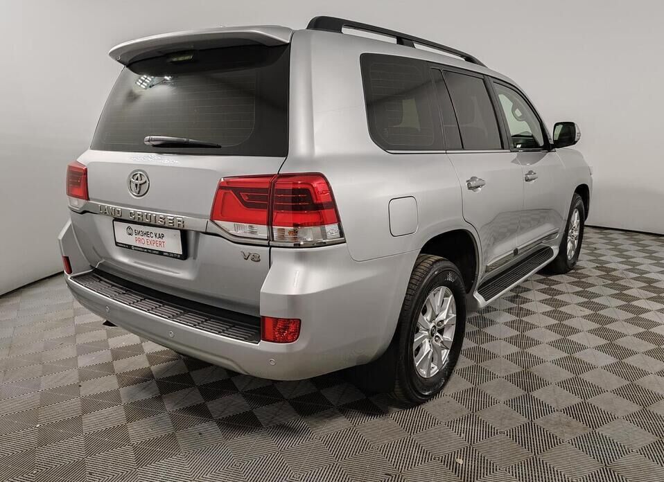 Toyota Land Cruiser 4.5d AT (249 л.с.) 4WD