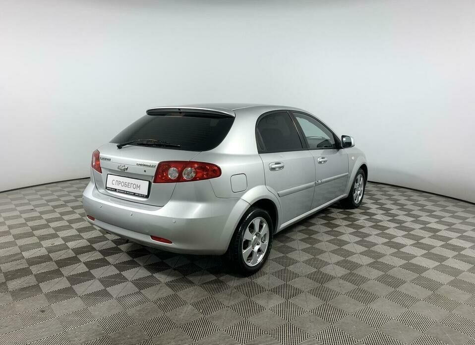 Chevrolet Lacetti 1.6 AT (109 л.с.)