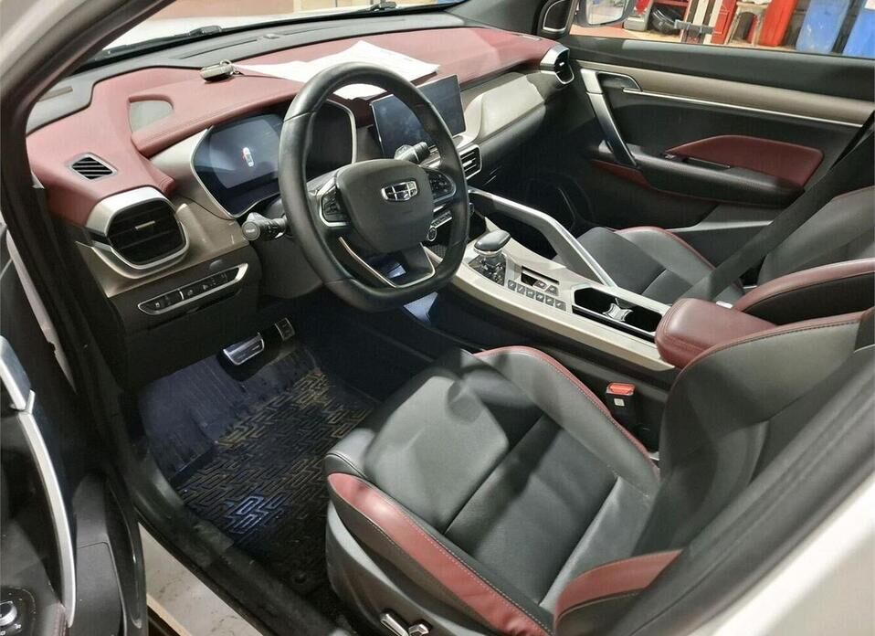 Geely Coolray, I 1.5 AMT (150 л.с.)